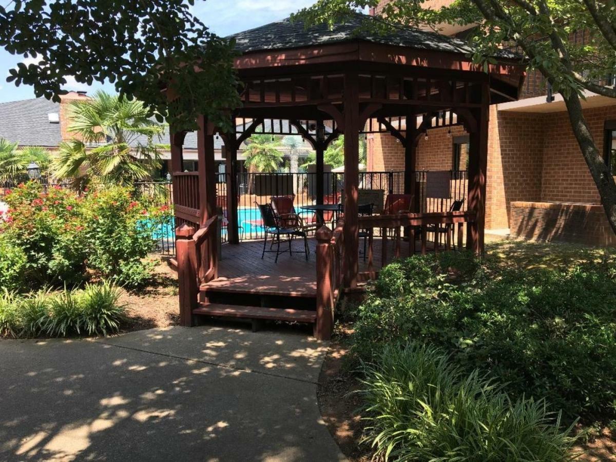 Ramada By Wyndham Raleigh Hotel Exterior photo